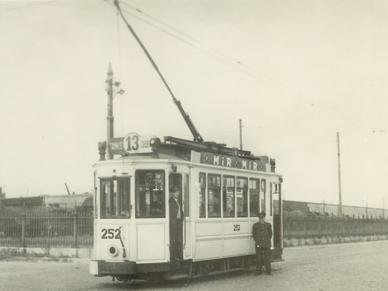 D'Herbouvillekaai, lijn 13, Oktober 1952 D'Herbouvillekaai, lijn 13, Oktober 1952